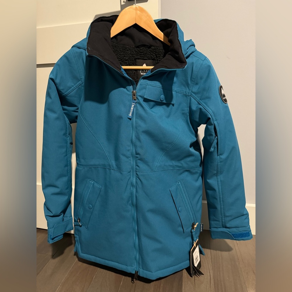Burton Khione Youth Jacket size L. Brand new with tags.